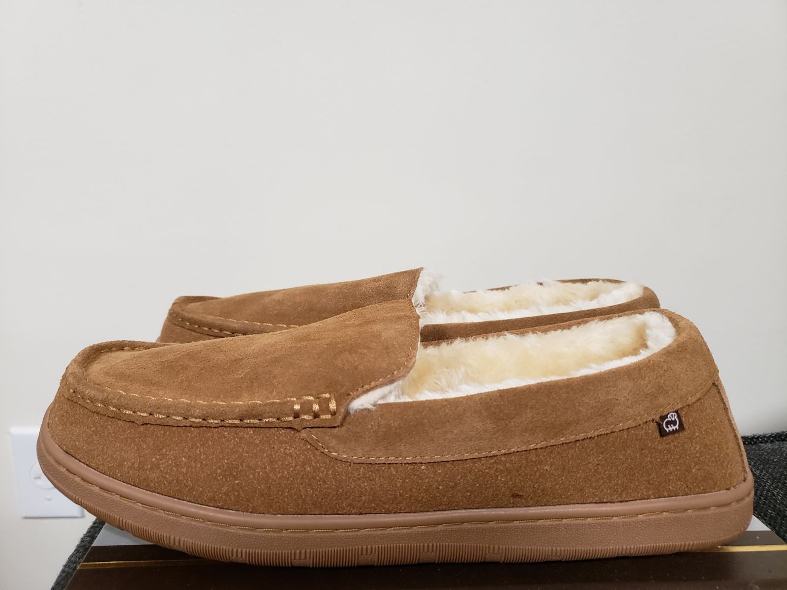 Lamo Suede Slippers