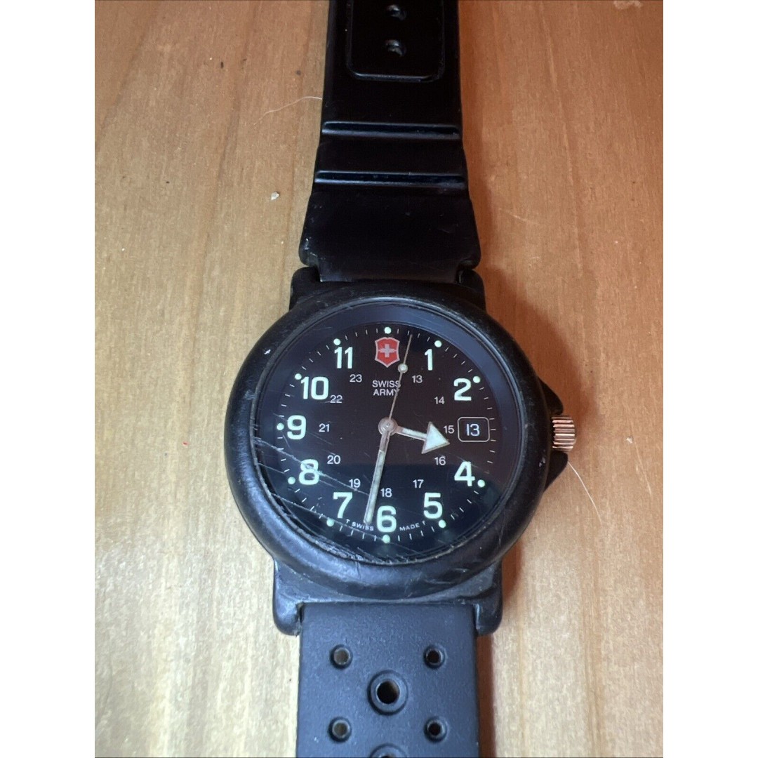 Victorinox Renegade Wrist Watch for Men New Battery Working