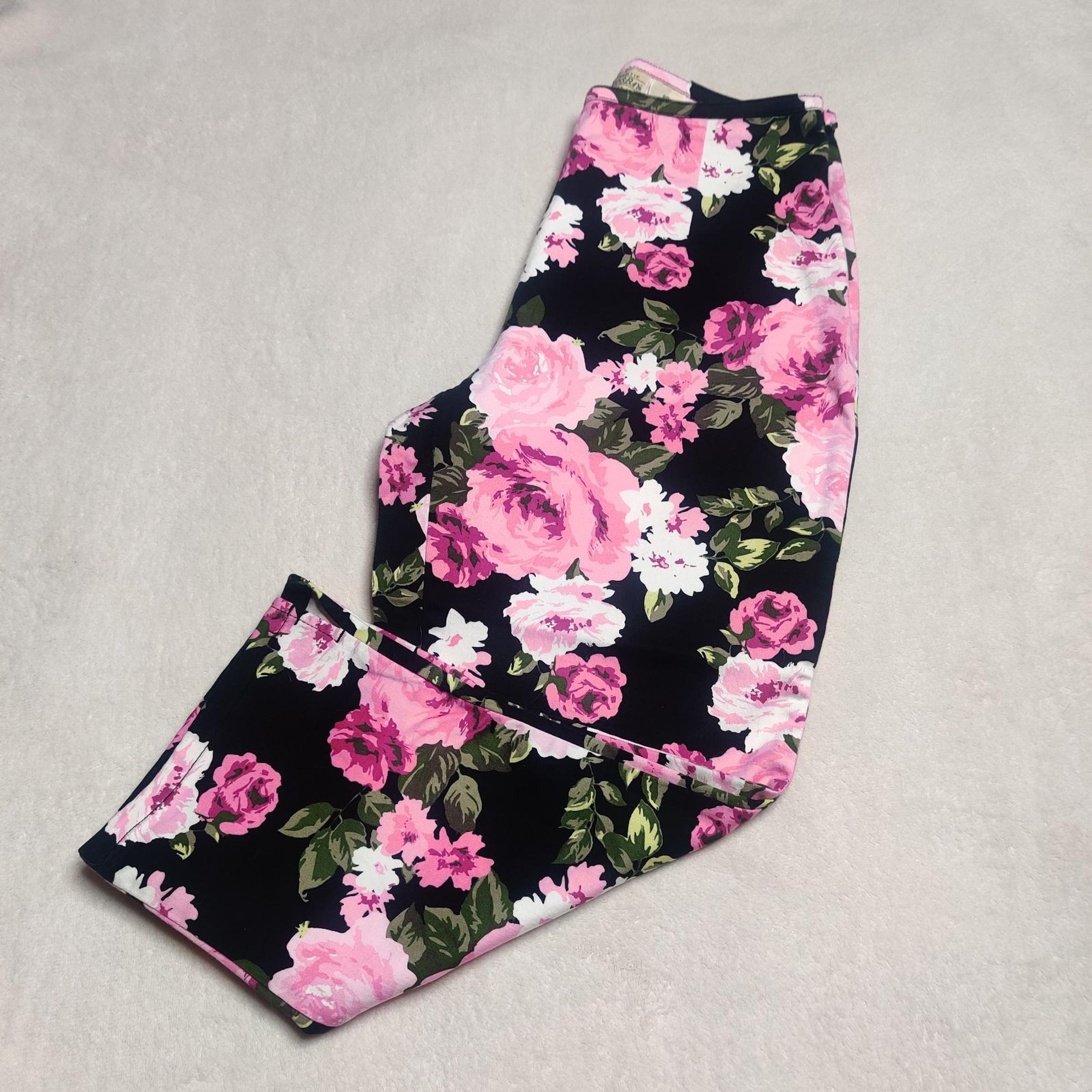 St John's Bay Cropped Pants