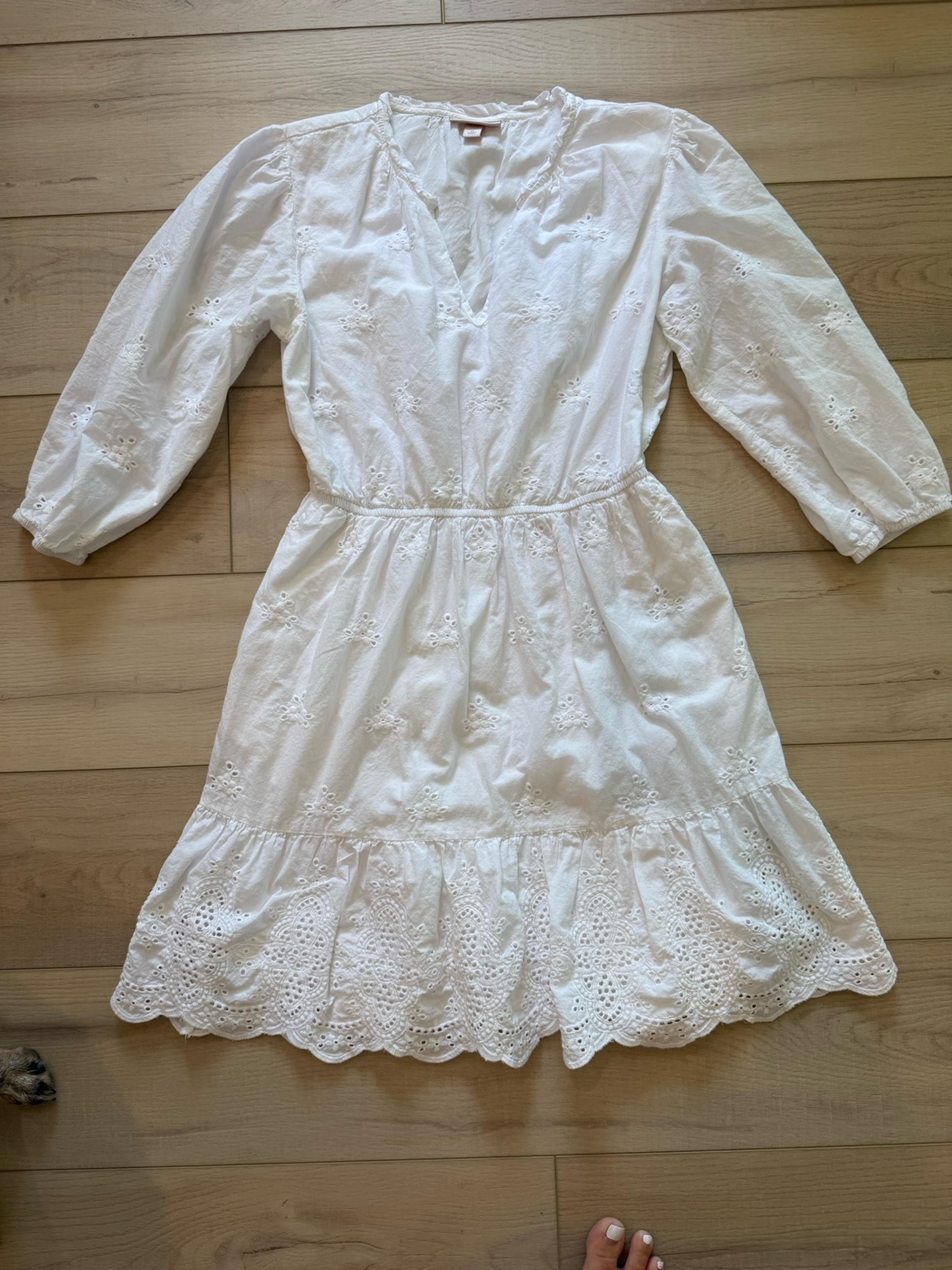Knox Rose White Eyelet Dress