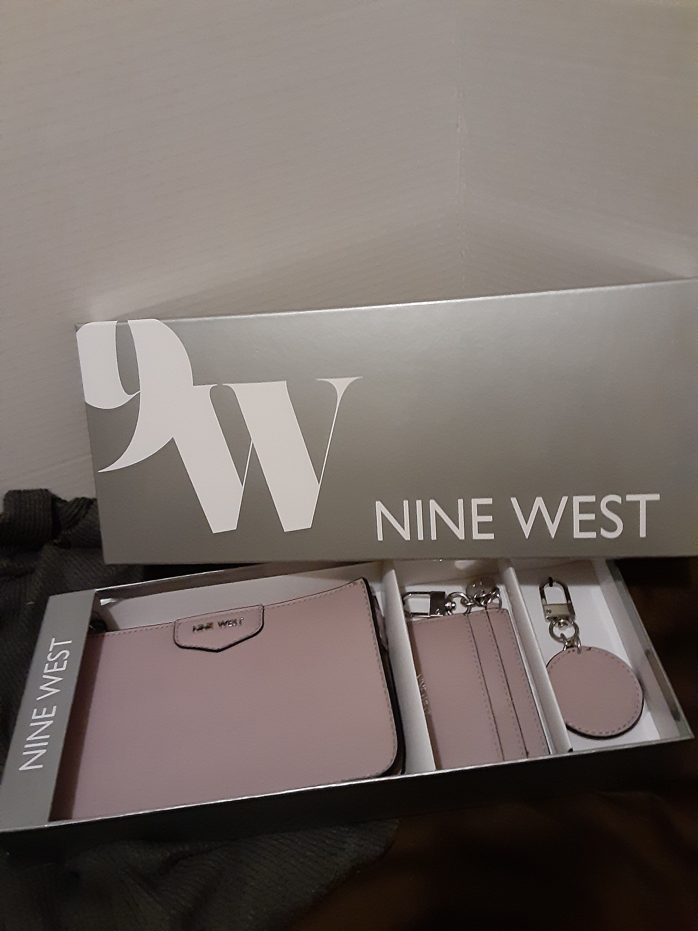 Nine West Hand Purse Set in Box