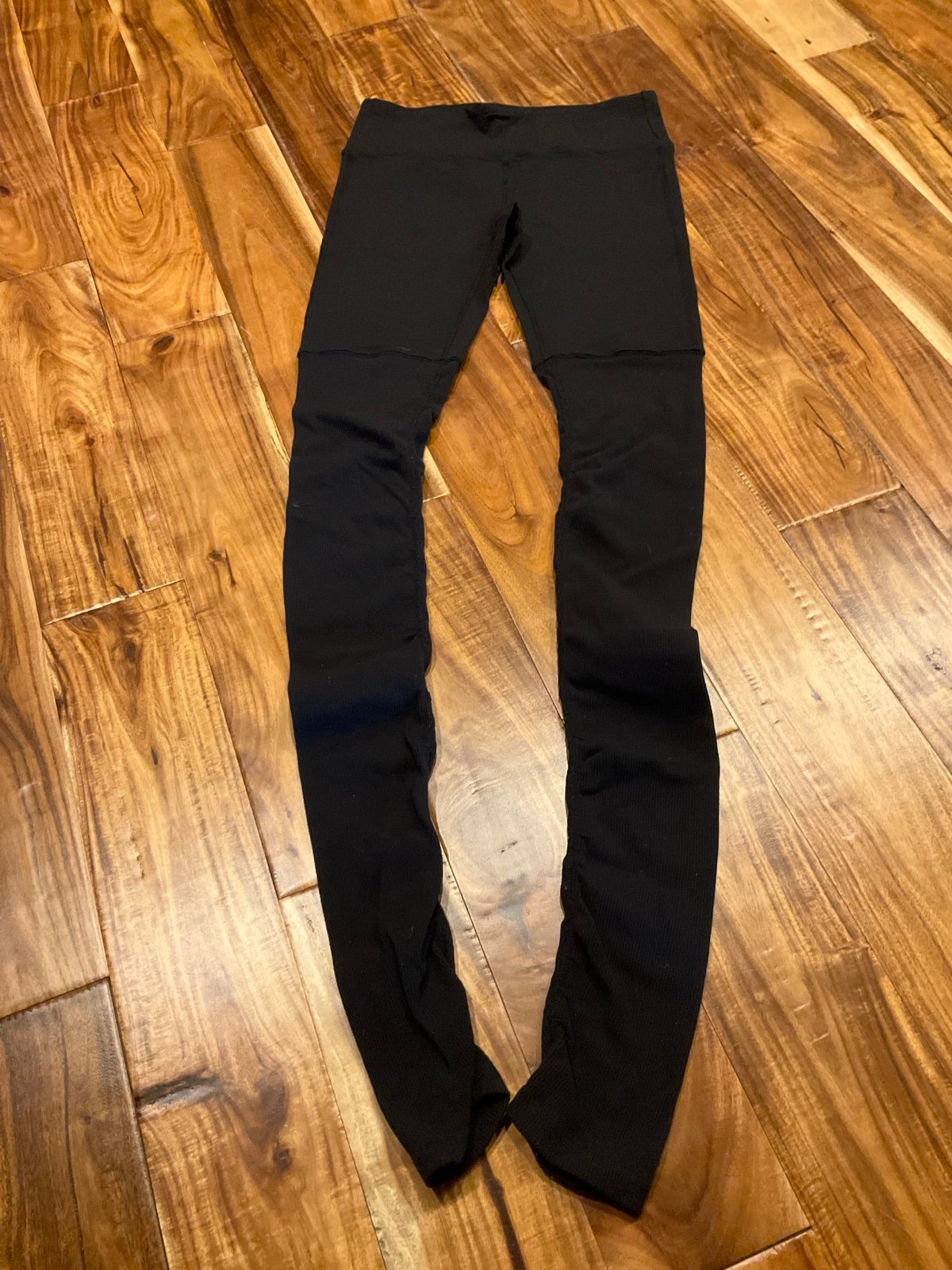 Alo Leggings