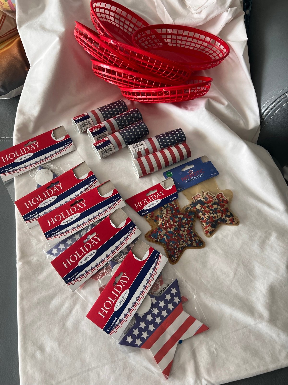 NWT PATRIOTIC PARTY BUNDLE- 18 ITEMS