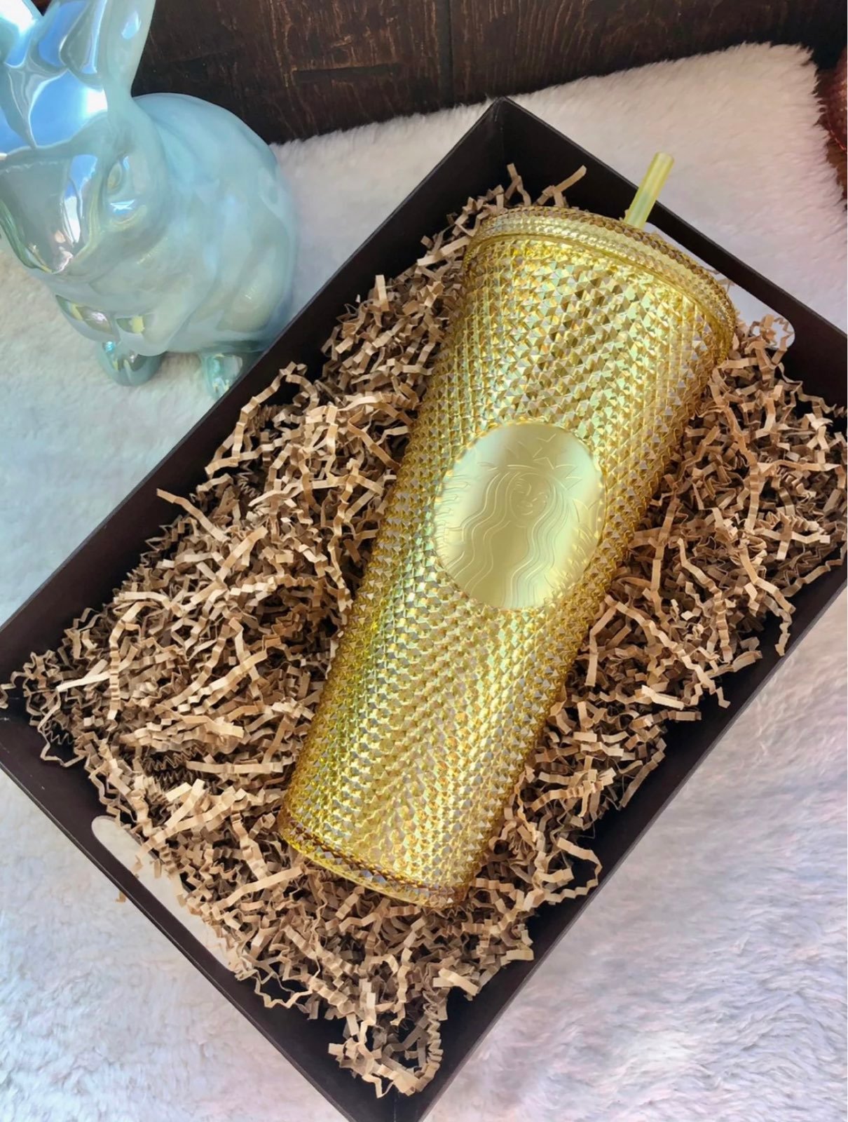 STARBUCKS GOLD VENTI STUDDED OVERSEAS