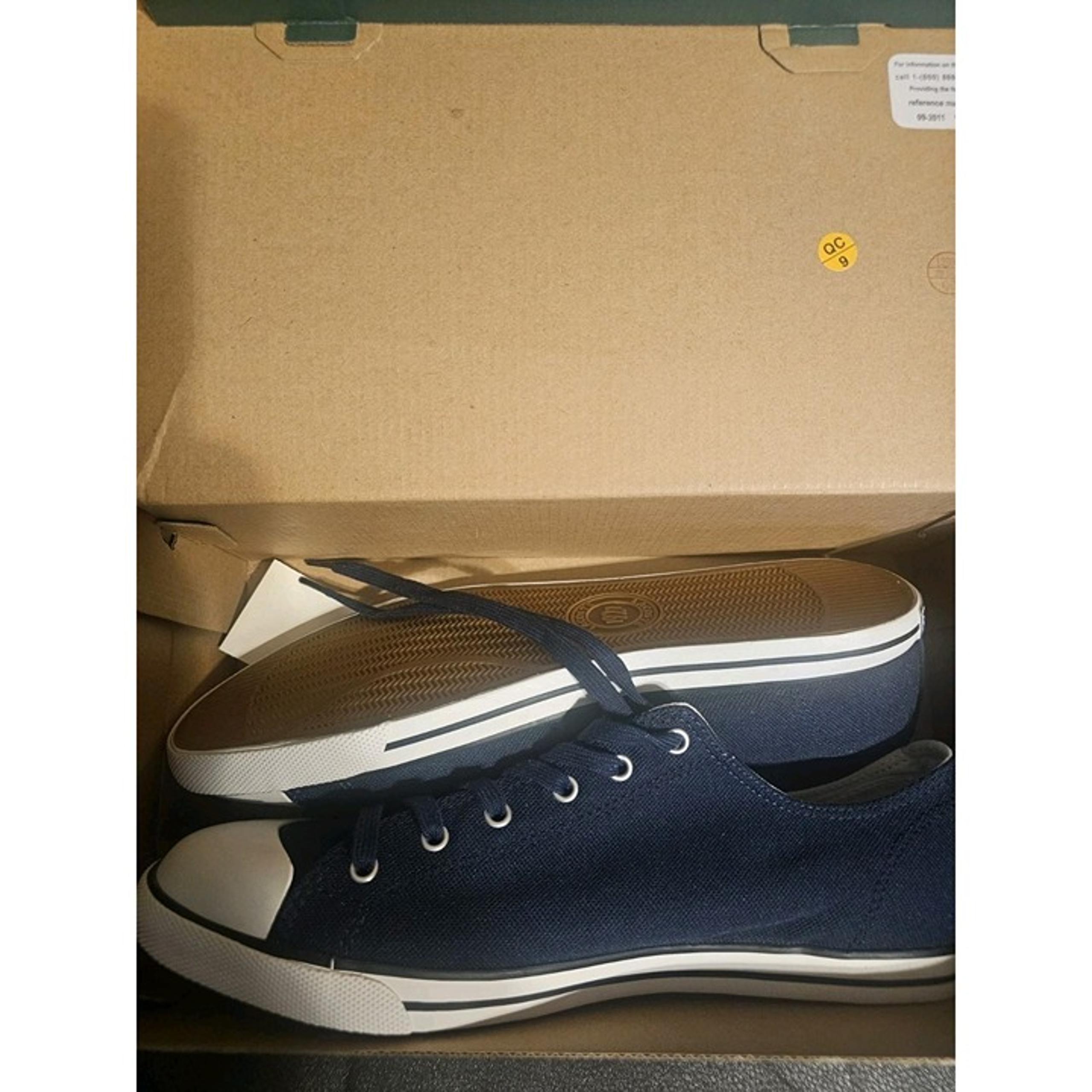 Lacoste L27 SRM Low Top Shoes Navy White Lace Up Shoes Mens Size 13