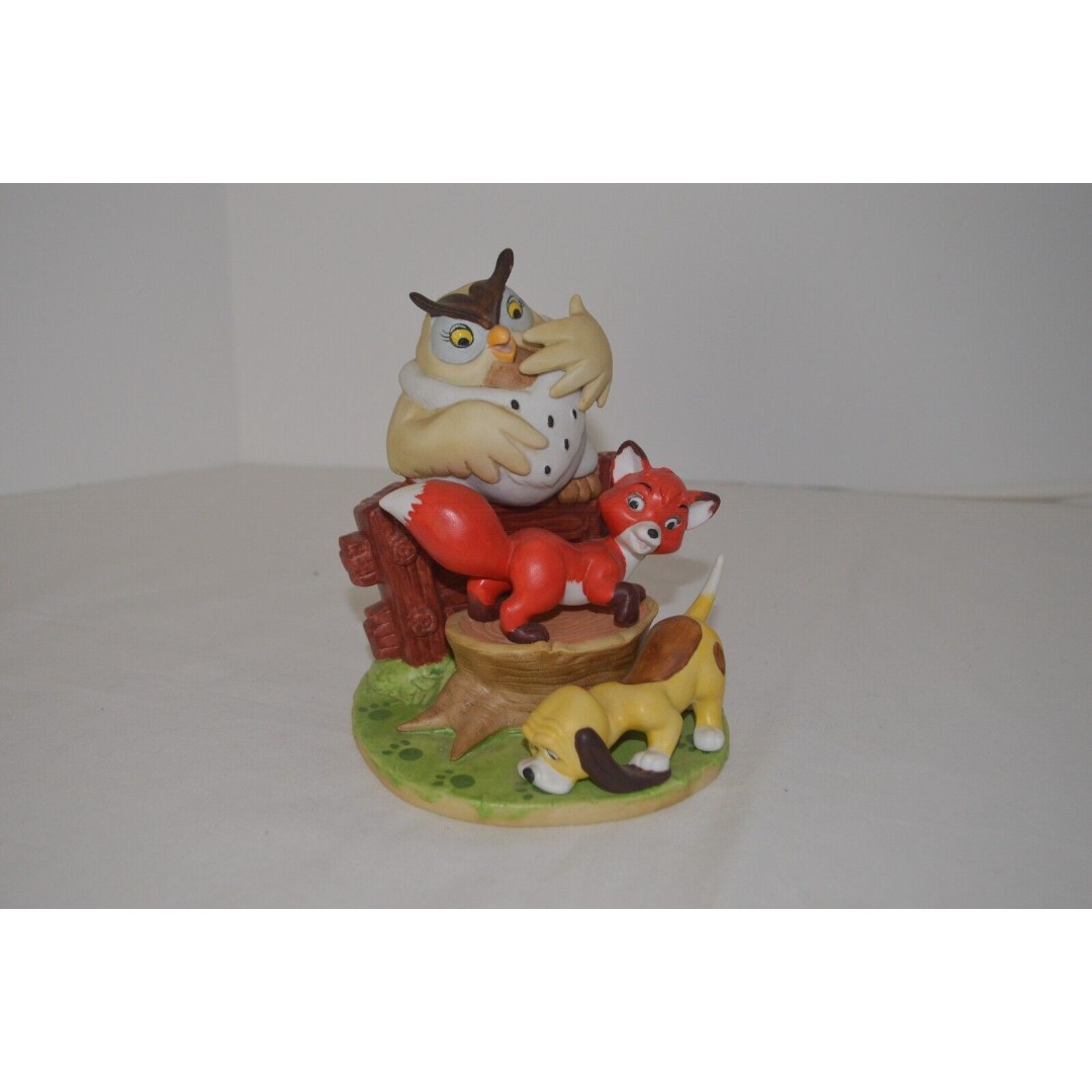 Disney's Magic Memories Porcelain Figurine The Fox and the Hound 1721/15000