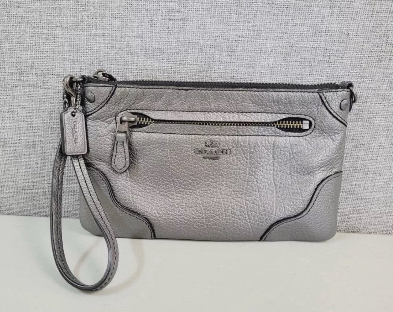 EUC COACH Corner Zip Wristlet Wallet Clutch
