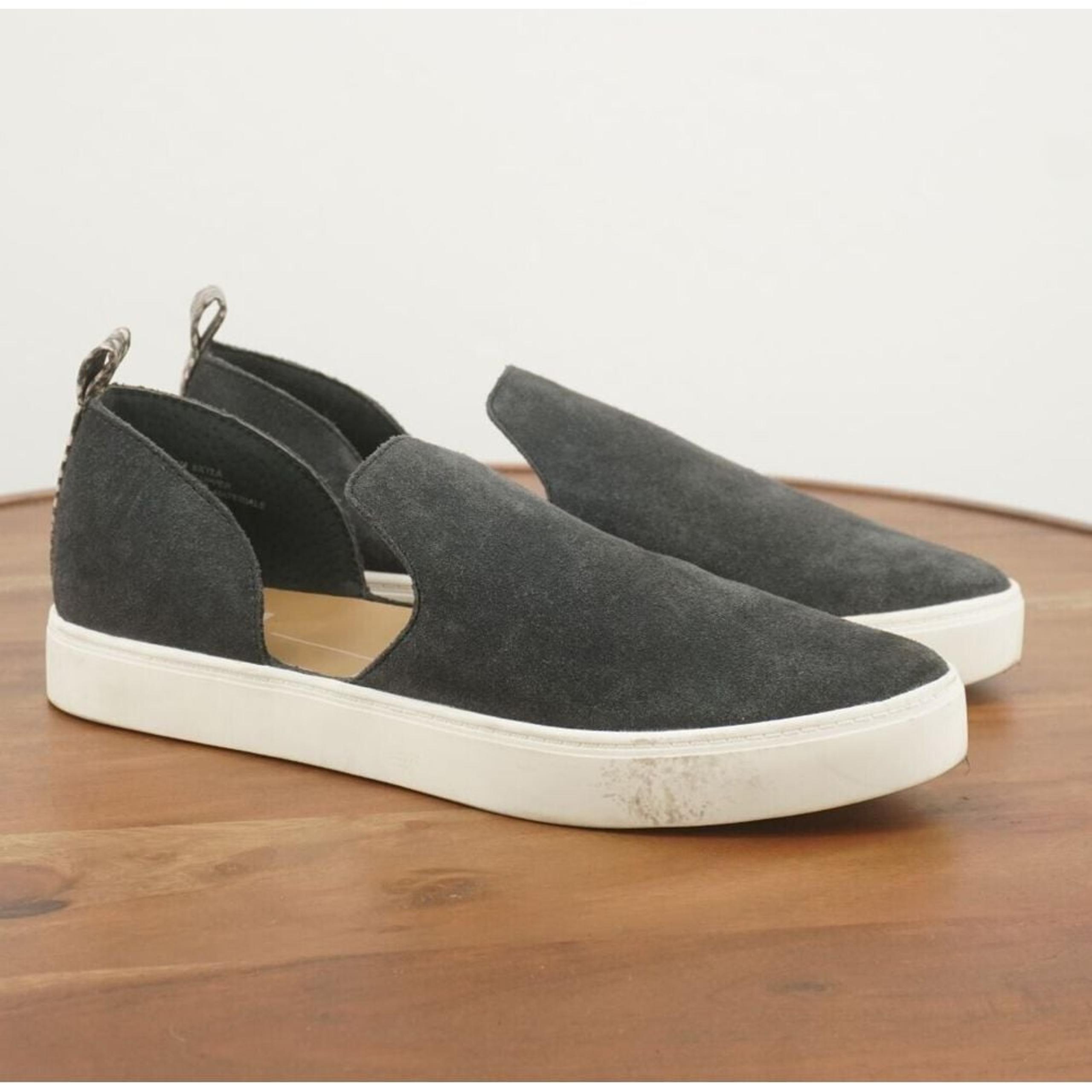 Dolce Vita Womens Skyla Sneakers Slip On D'Orsay Gray Suede Size 7.5M