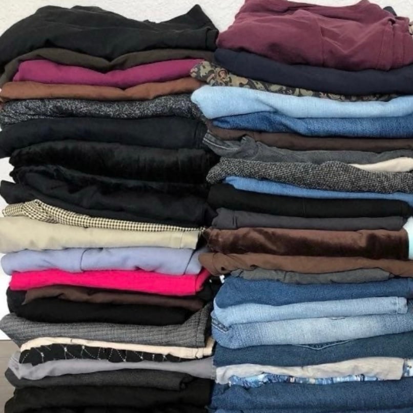 HUGE bundle of women’s clothes