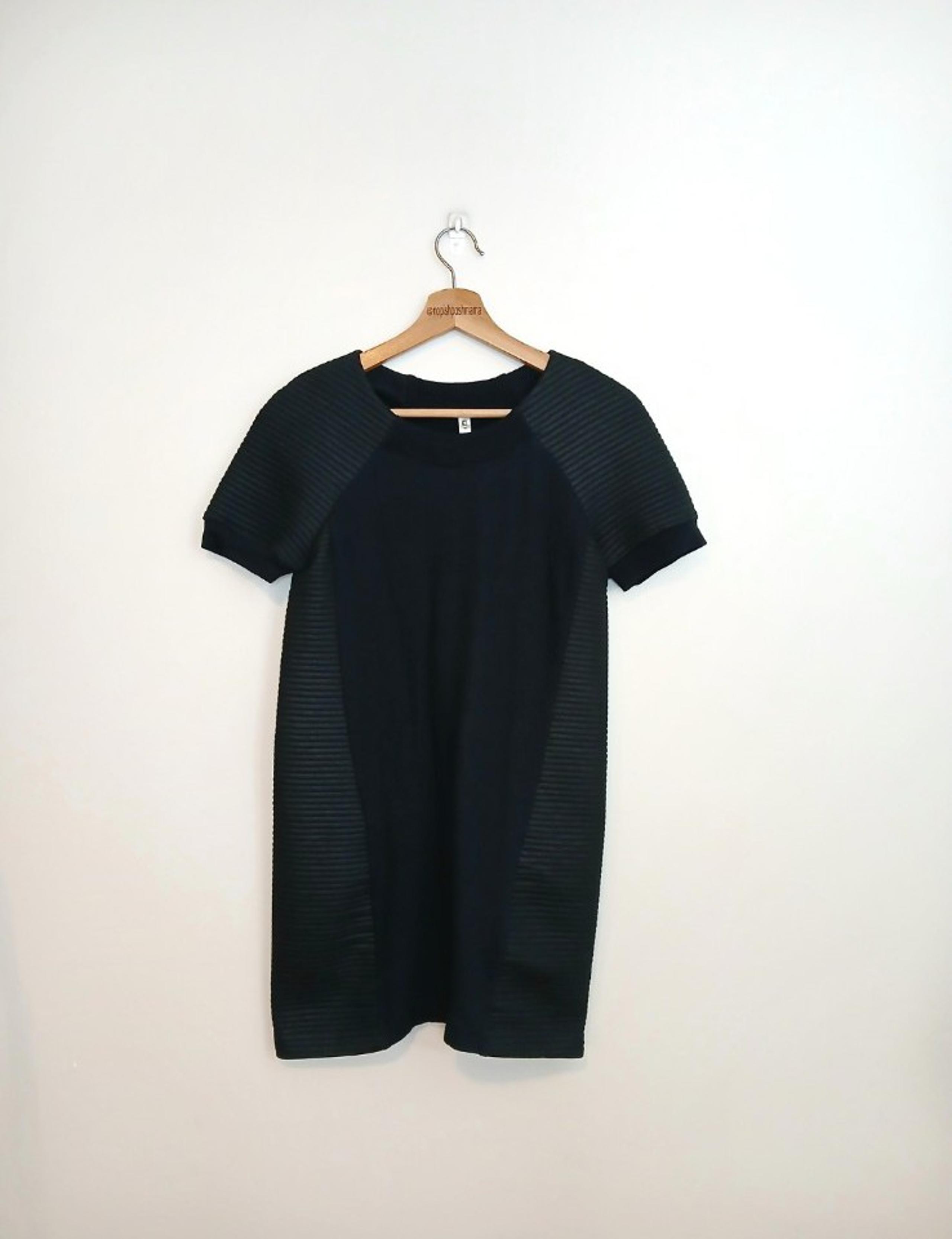 Fabletics Brenna Dress Black Ribbed Short Sleeve Size XS