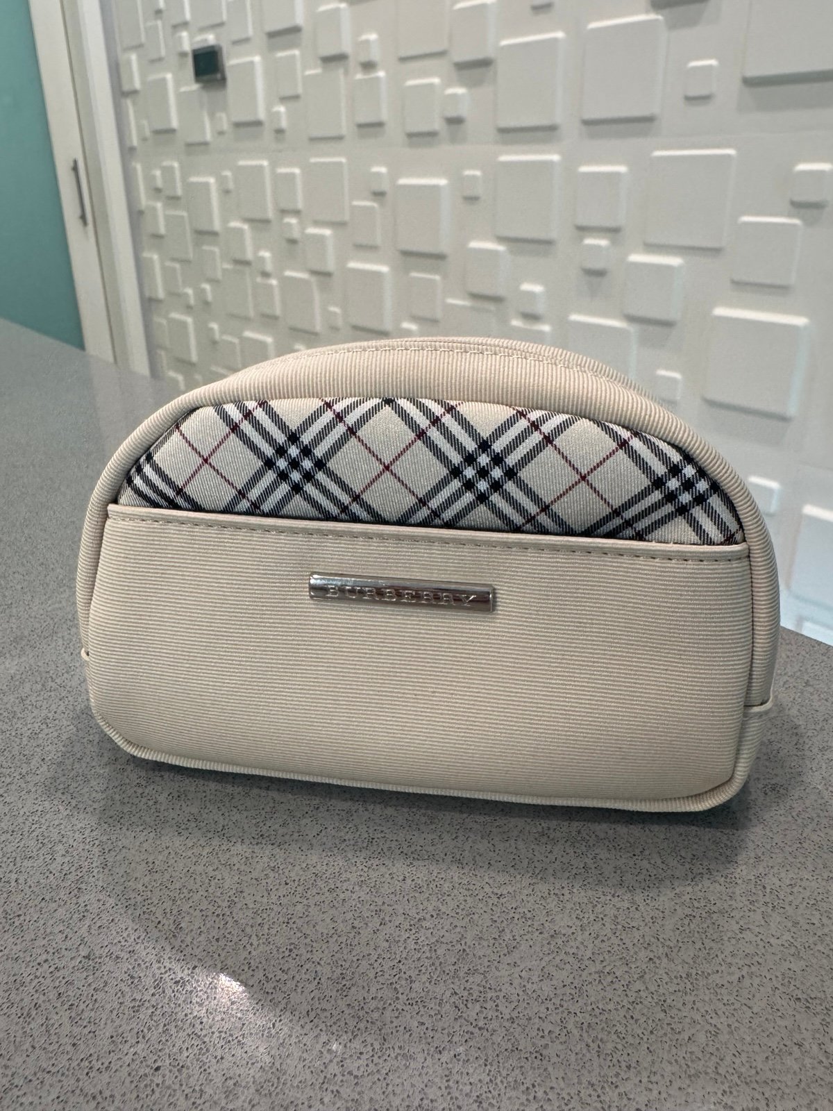 Authentic BURBERRY Beige Nova Check Vanity Multi-Case Makeup Pouch Mini Bag