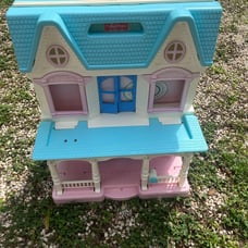Vintage 1993 Fisher Price Loving Family Dream Folding Doll House 6364
