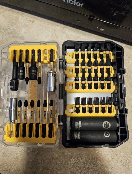 DEWALT FlexTorq Impact Driver Bit Set, 40-Piece (DWA2NGFT40IR)