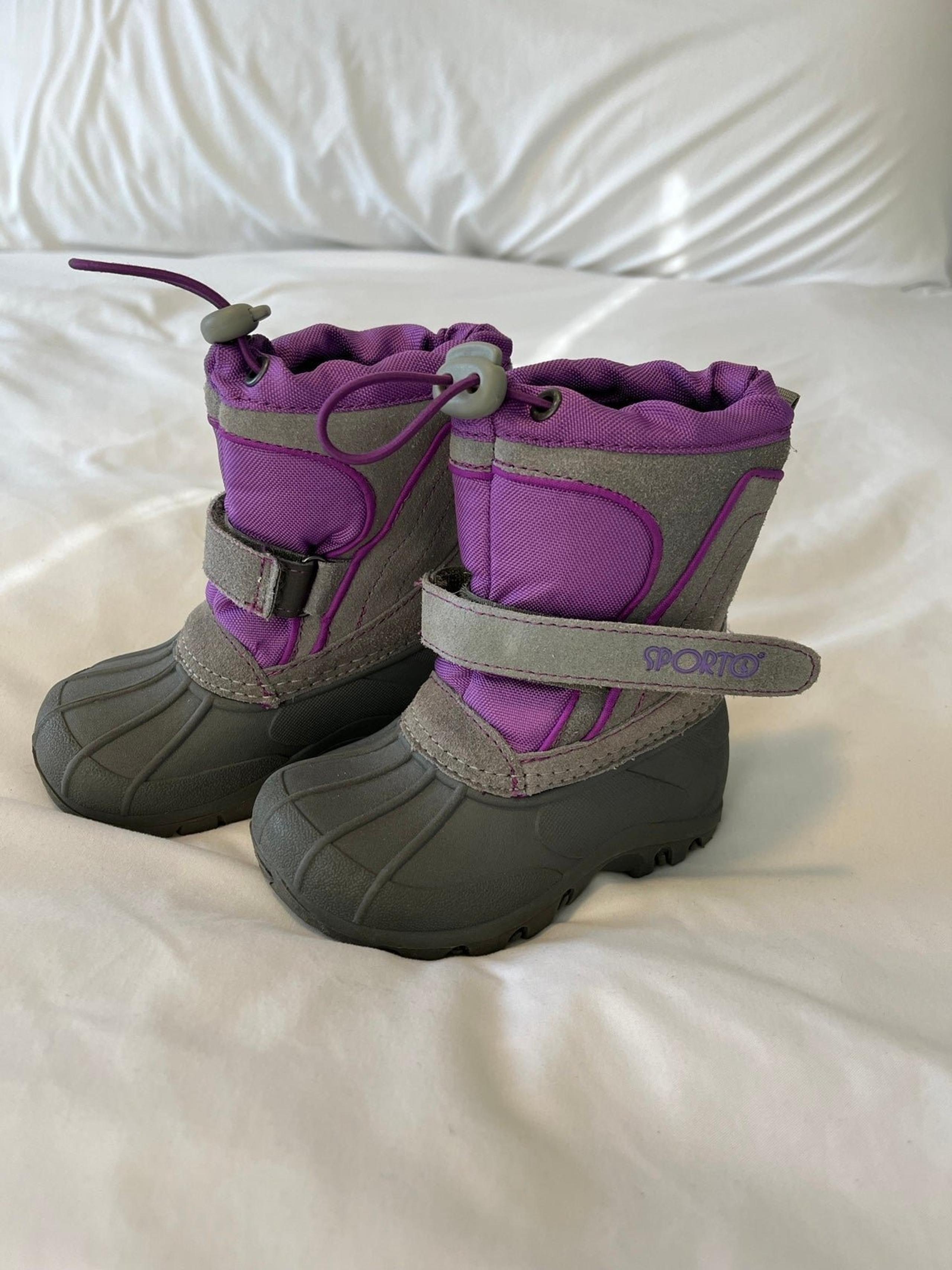 Toddler Snow Boots size 5T