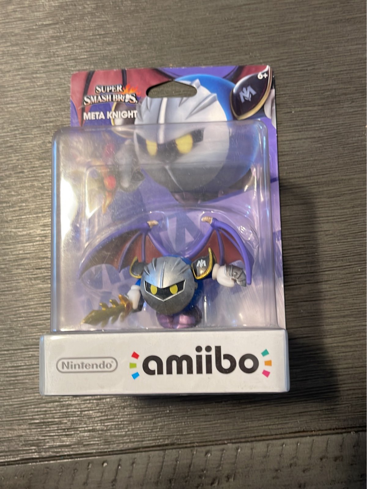 Meta knight amiibo