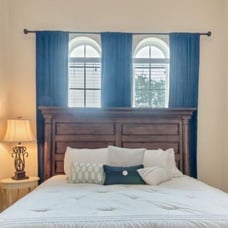 5 Curtain panels 108