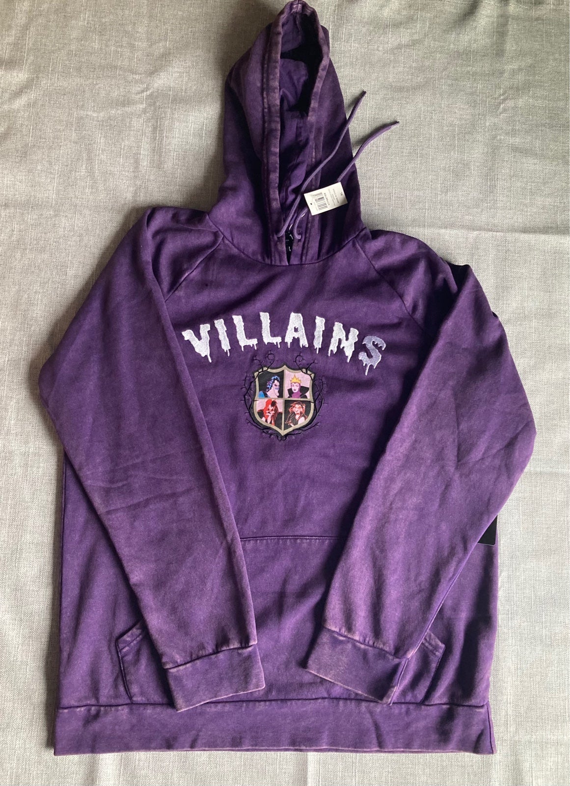 2X Disney Villains Character Crest Hoodie- Size 2X