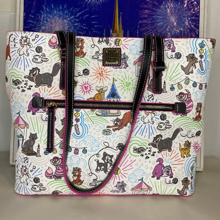 Disney parks x Dooney & Bourke Cats sketch tote nwt