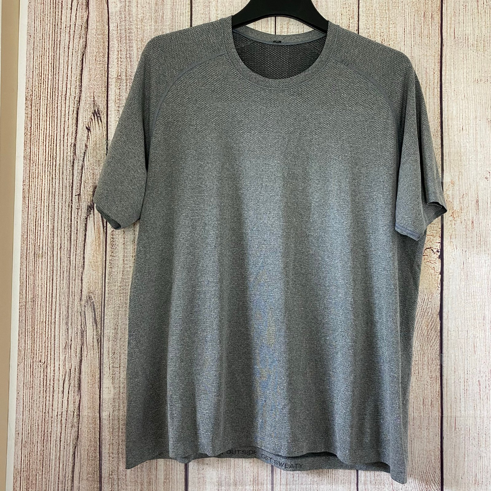 Lululemon Mens Heather grey athletic better everyday shirt size XXL