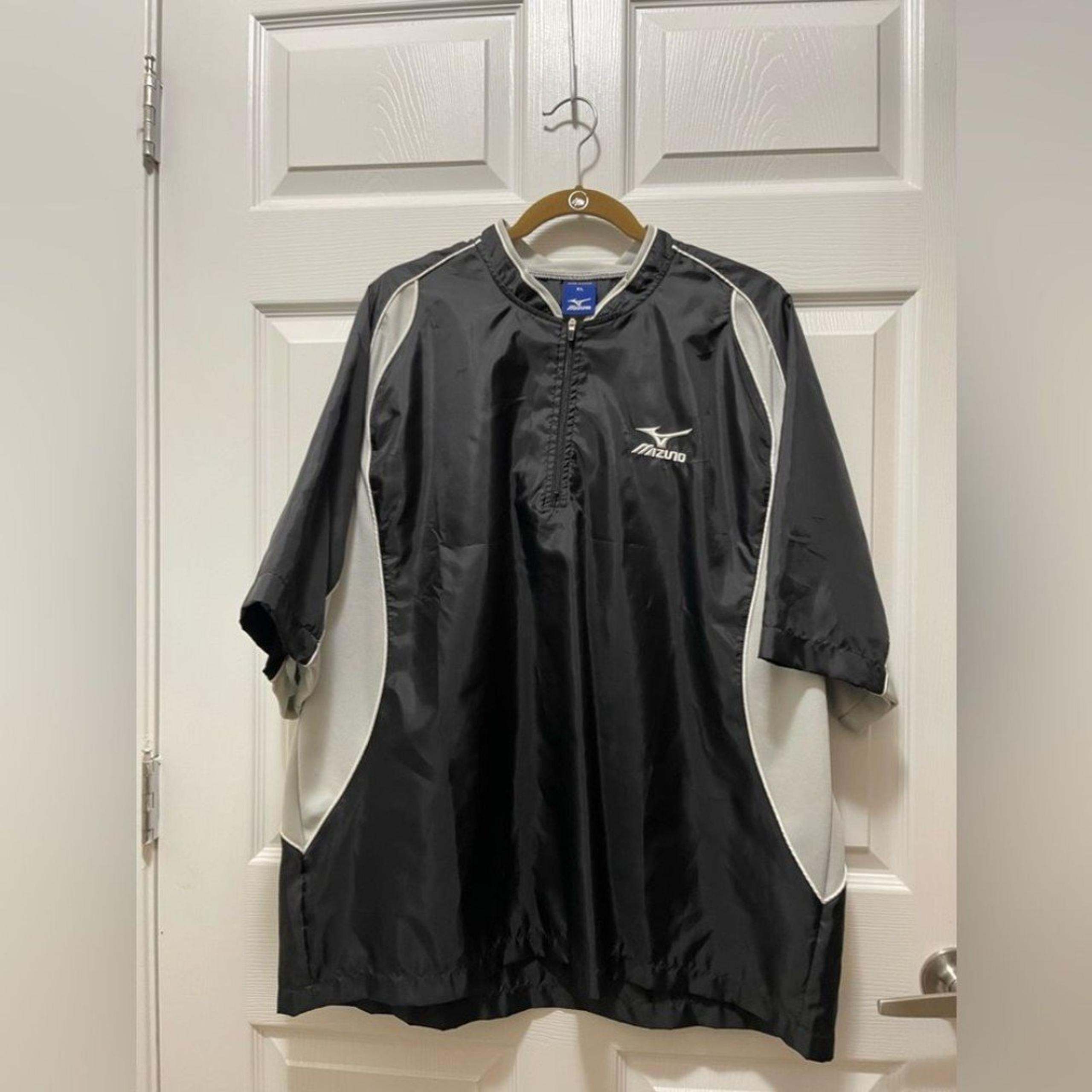 Mizuno Men's Half Zip Windbreaker Size XL Black Grey Mesh Lining