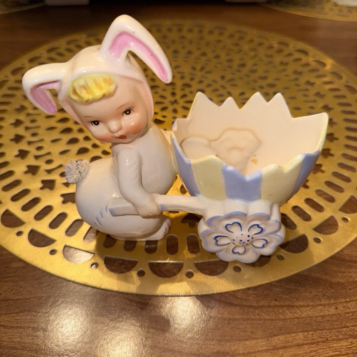 Vintage Adorable 1956 Reliable Glassware & Pottery Girl