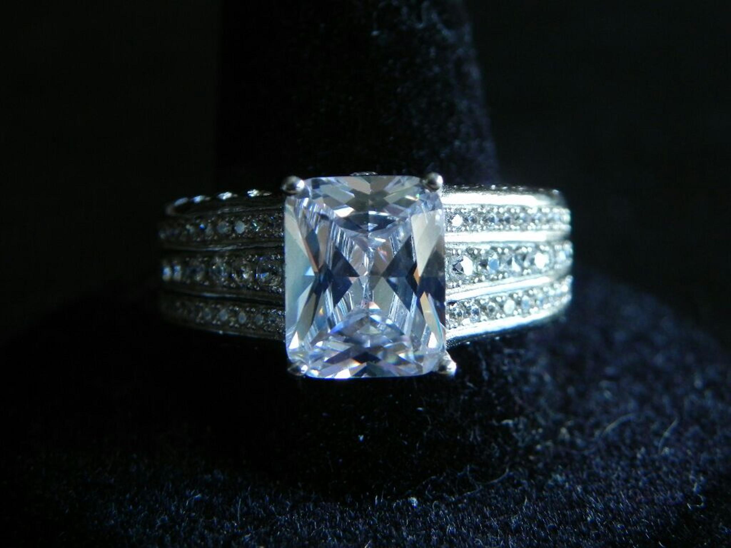 White Zircon 8mm Band
