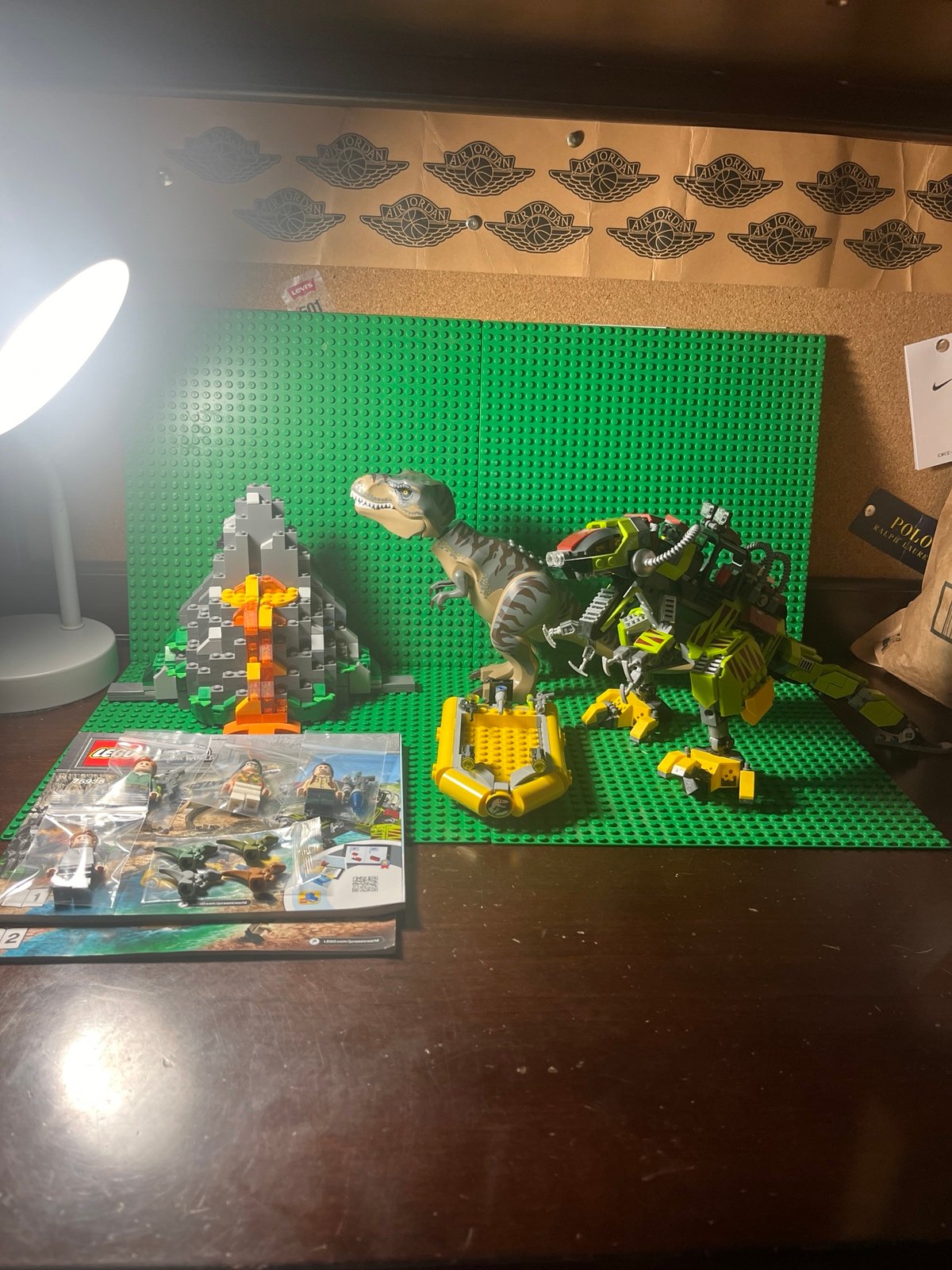 Lego 75938 Jurassic world T. Rex vs Dino mech battle