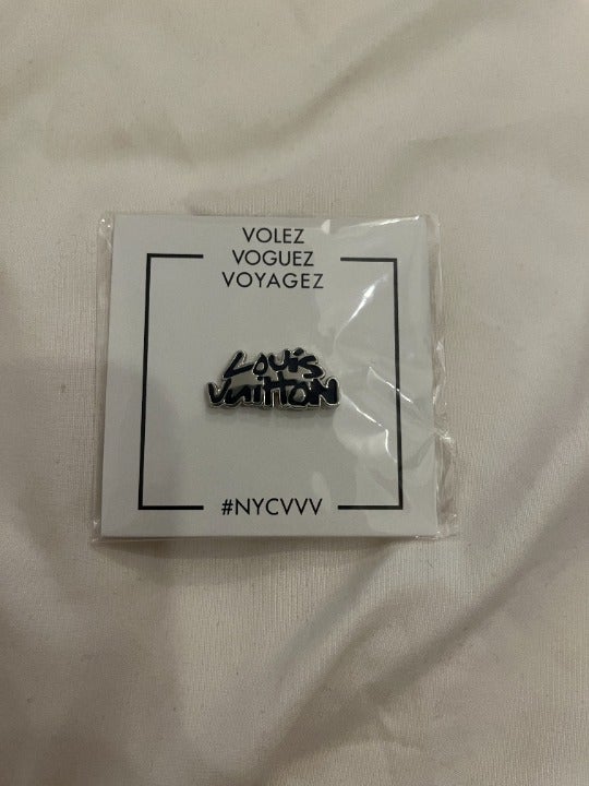 Louis Vuitton VVV Exhibition Pin