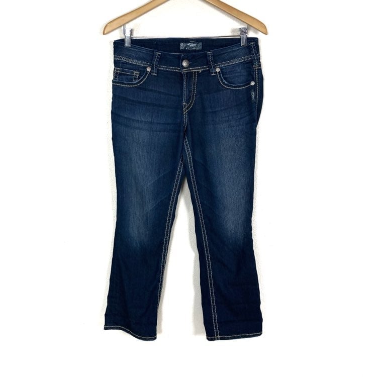 Silver Suki Capri Dark Mid Rise Jeans