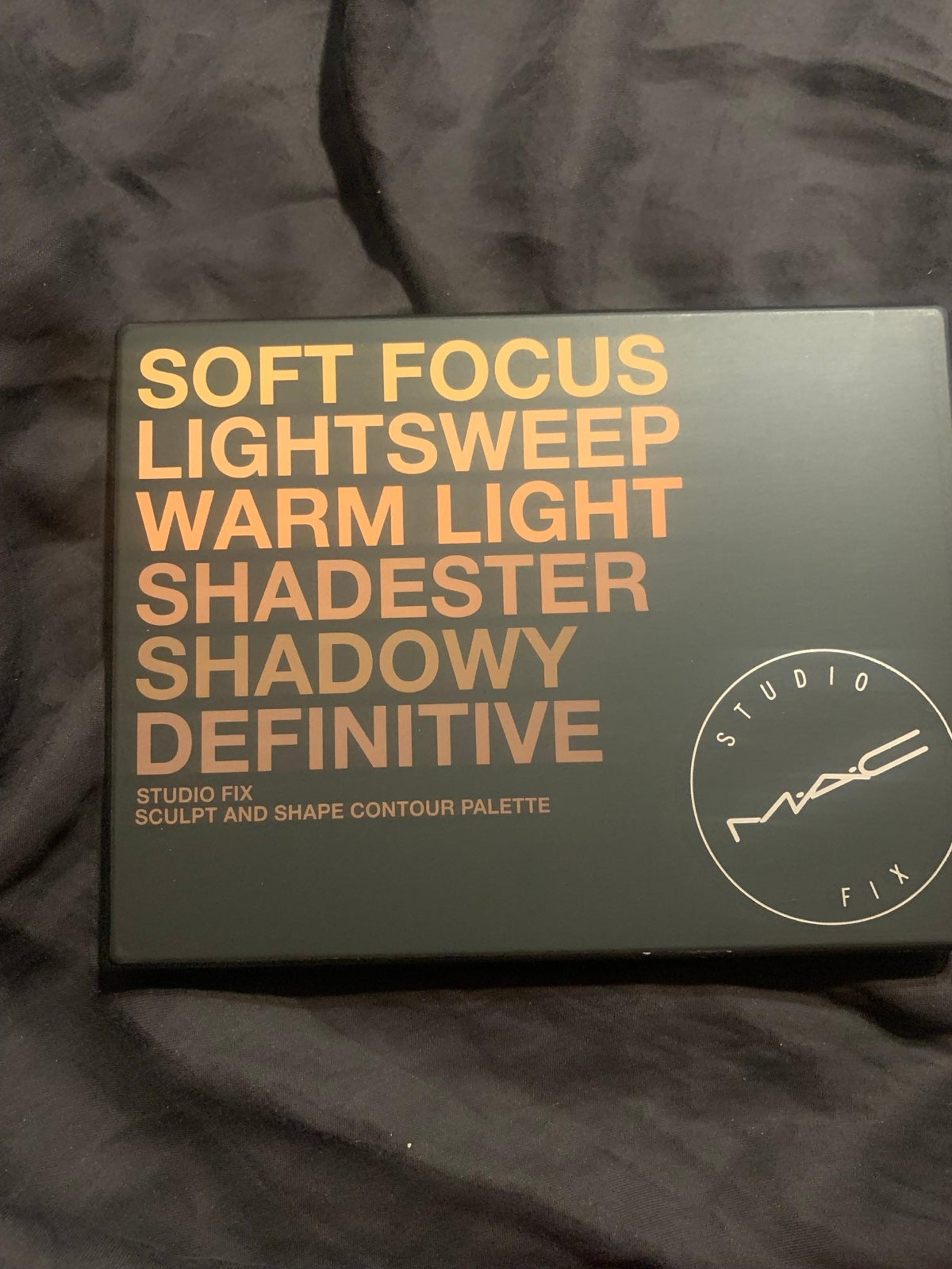 Mac Makeup Bundle - M.A.C