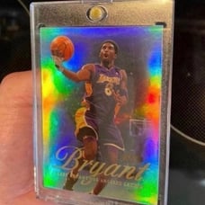 2000 Flair Showcase Kobe Bryant Holo Refractor NBA Card