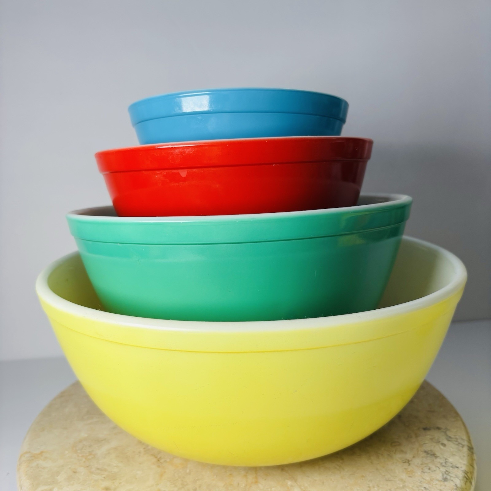 VINTAGE PYREX Primary Colors Set of 4 Mixing Nesting Bowls 401 402 403 404