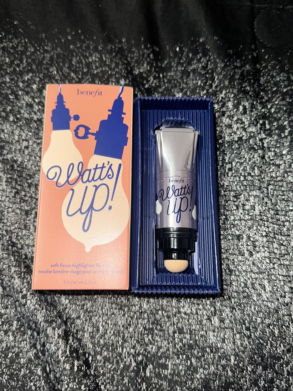 Benefit Cosmetics Watt's Up! Champagne Cream Highlighter Benefit Cosmetics Watt's Up! Champagne Cream Highlighter