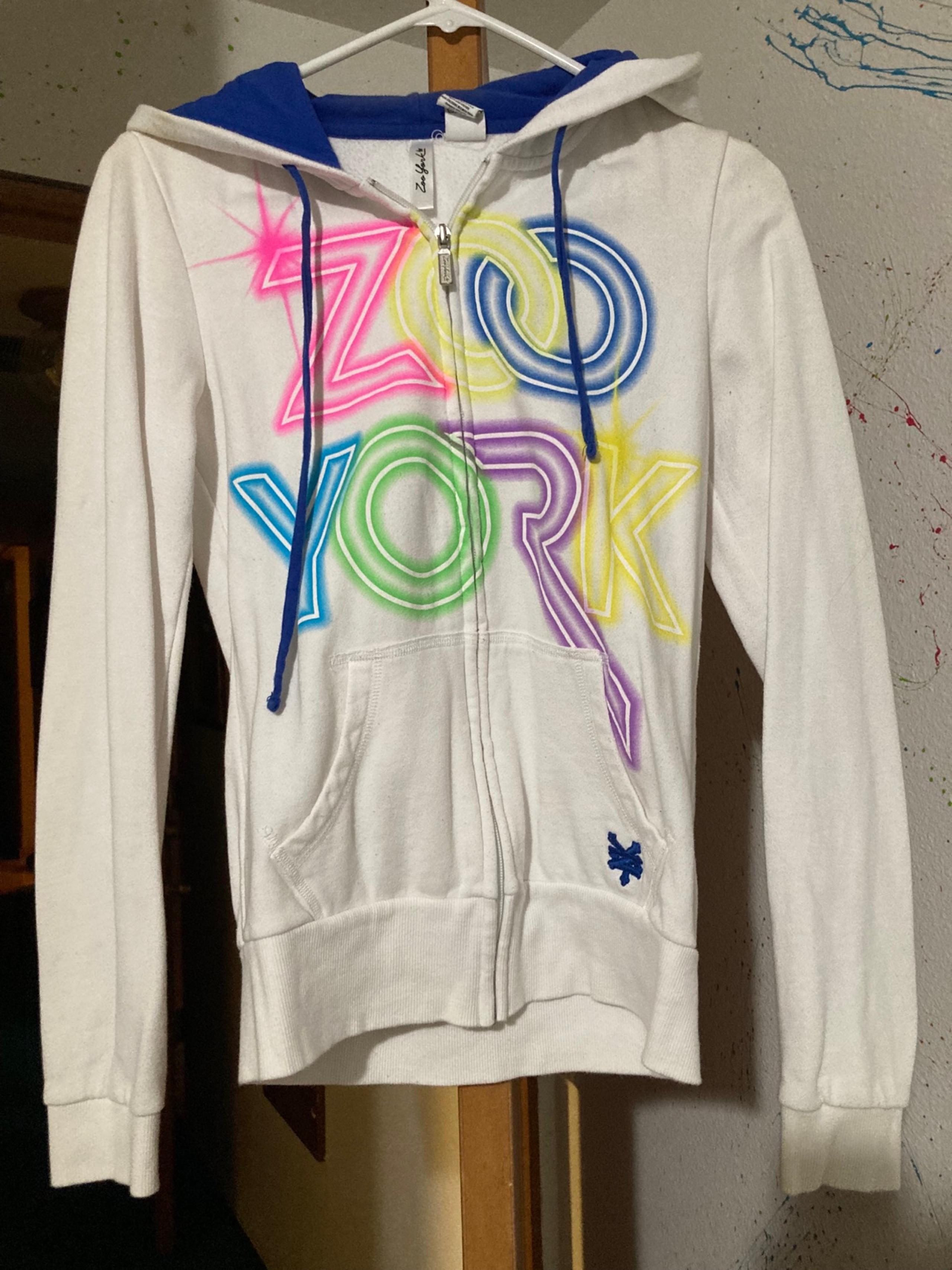 Hoodies & Sweatshirt