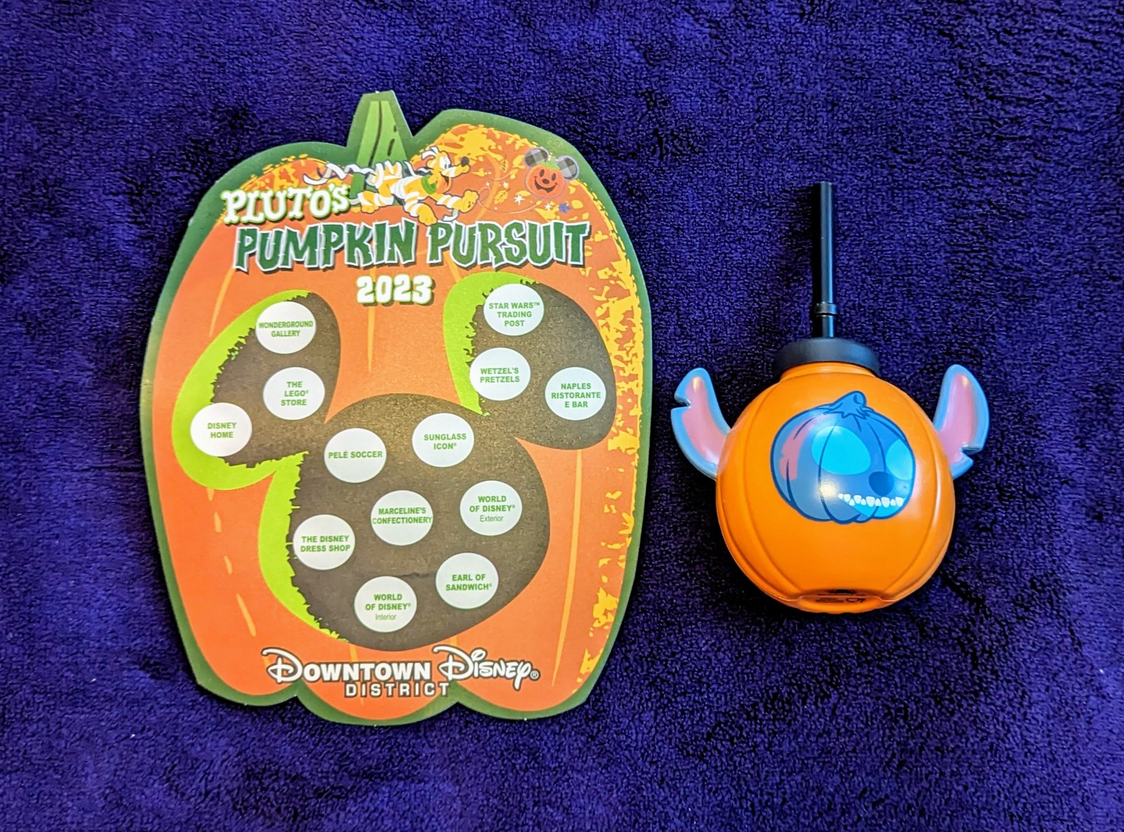 Disneyland Pluto's Pumpkin Pursuit 2023 Map & Stitch Mini Sipper