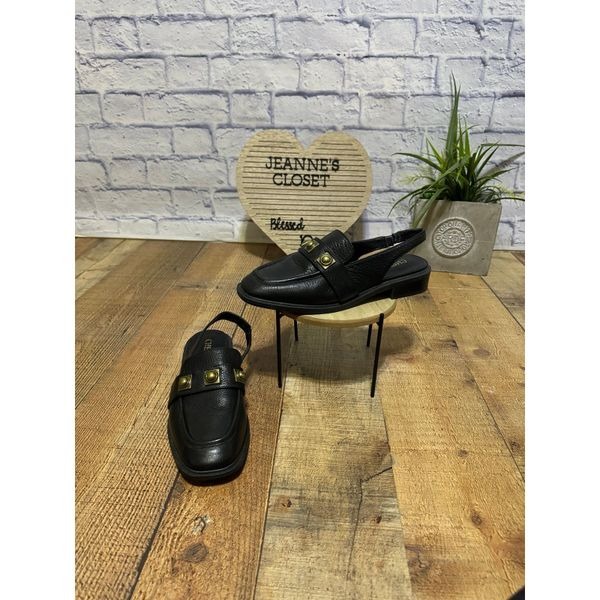 Chelsea & Violet Lundin Leather Slingback Flats Size 8.5 excellent pre owned co