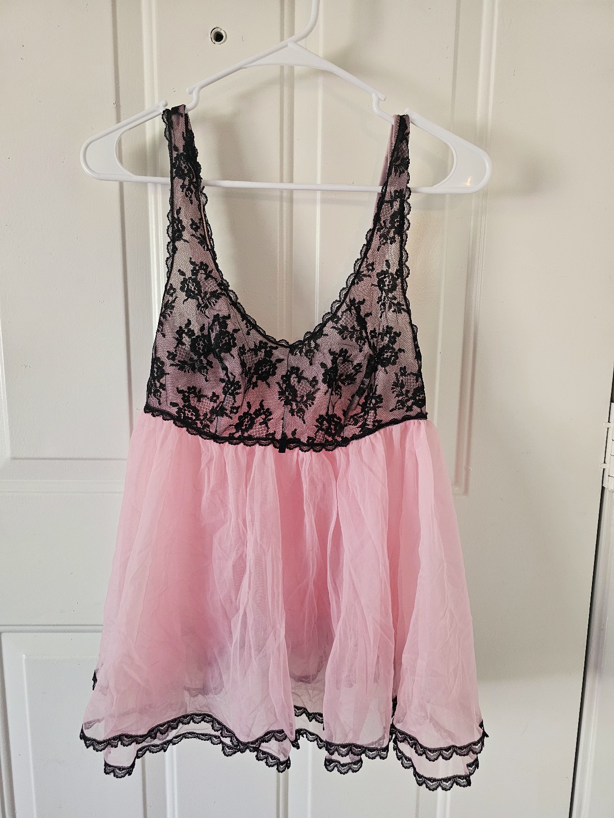 RoVel Vtg Chic Sheer See Through Black Lace Sexy Pink Camisole Top Size M