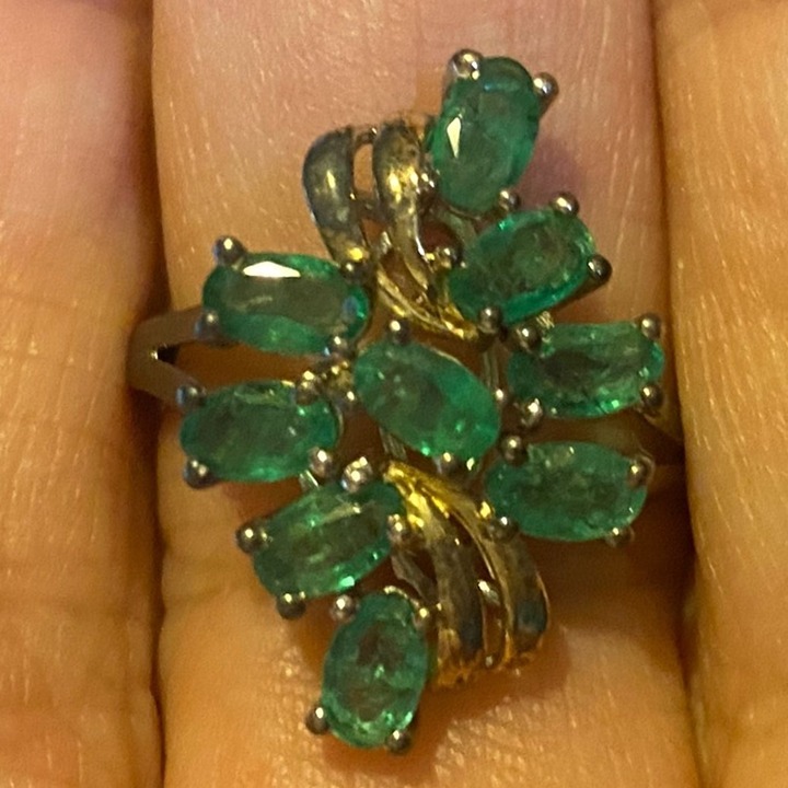 Ring Emeralds Size 8 9 Stones 4.82 Carats Sterling Silver 925 SIS Vintage