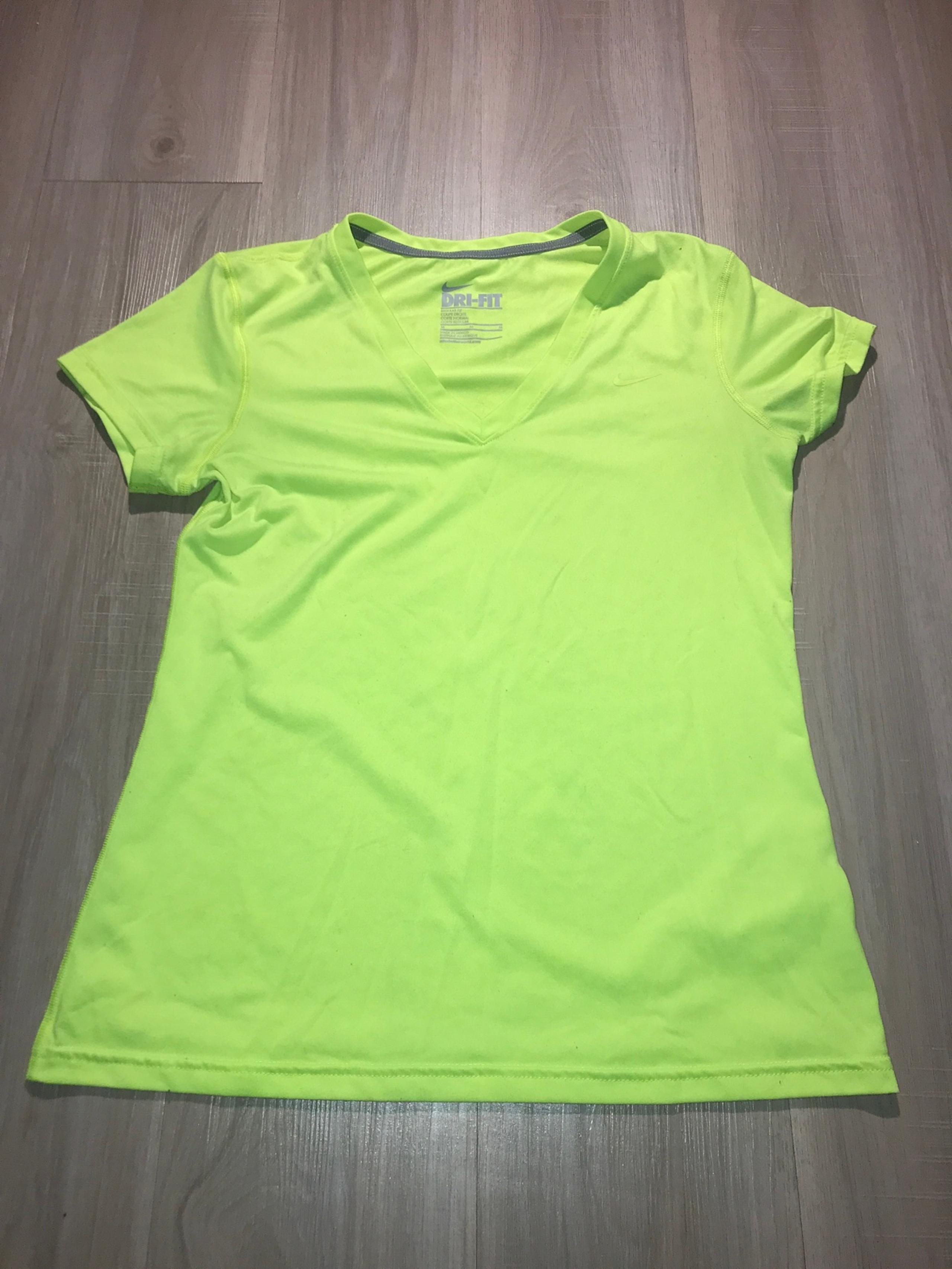 Nike Dri Fit V Neck T Shirt Neon Green Yellow Women’s Size Medium