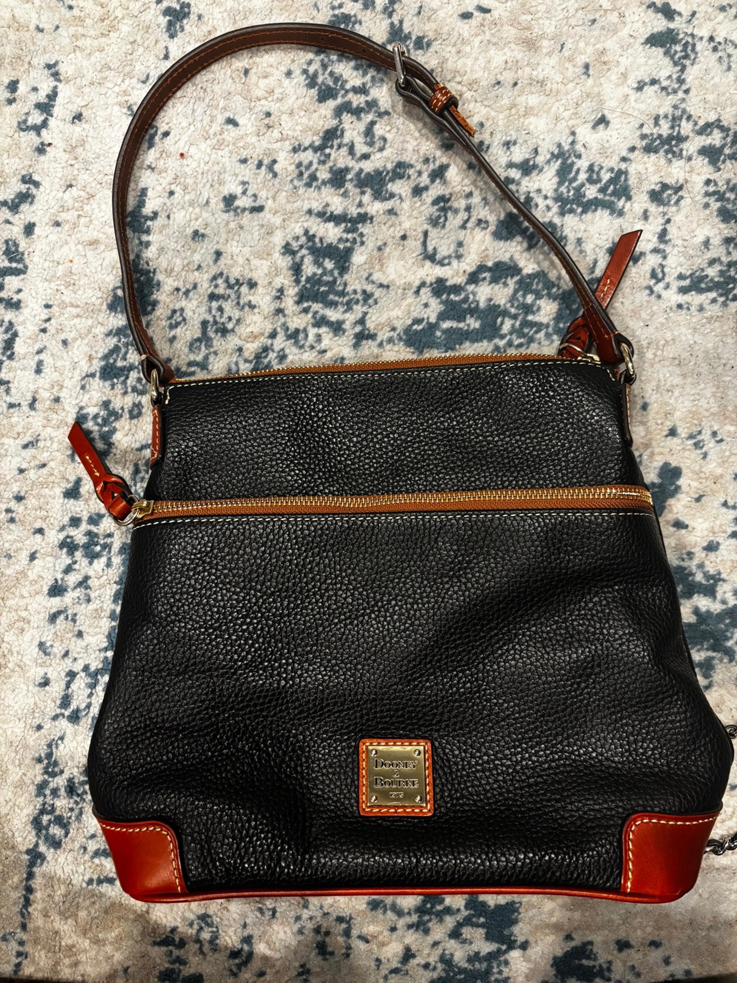 Dooney and Bourke Bag