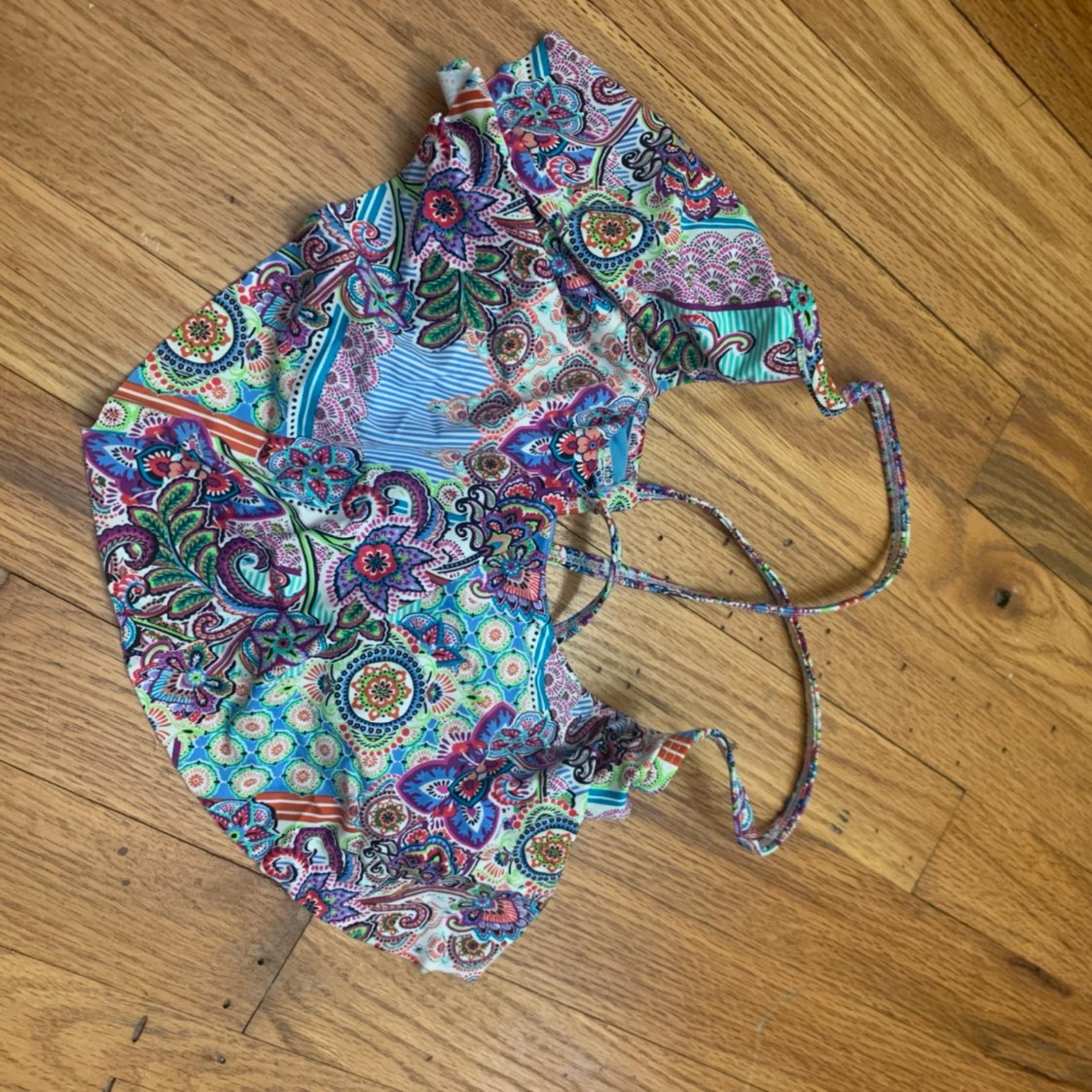 Paisley drapey bikini top