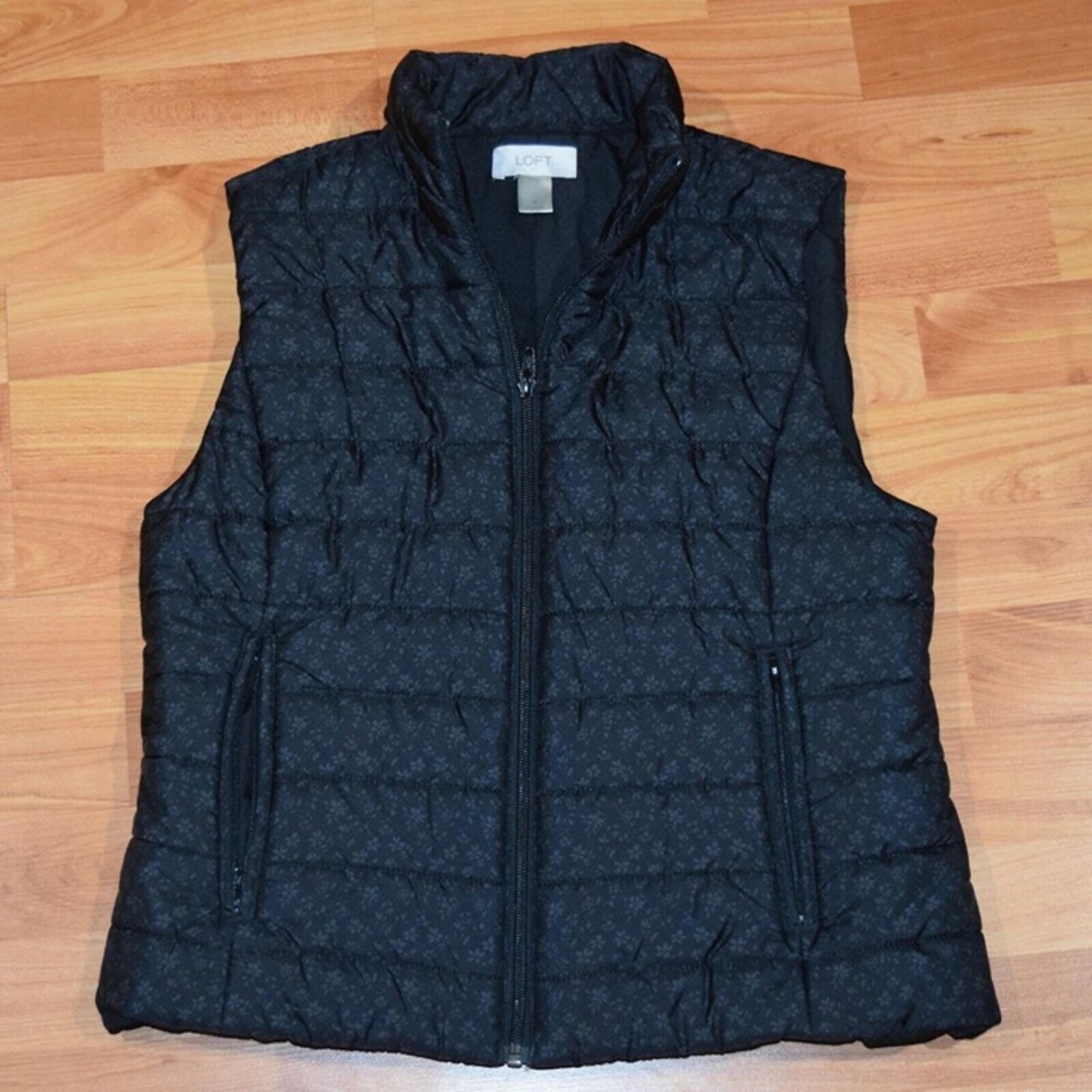 ANN TAYLOR LOFT  Women's Sz S  Winter PUFFER VEST