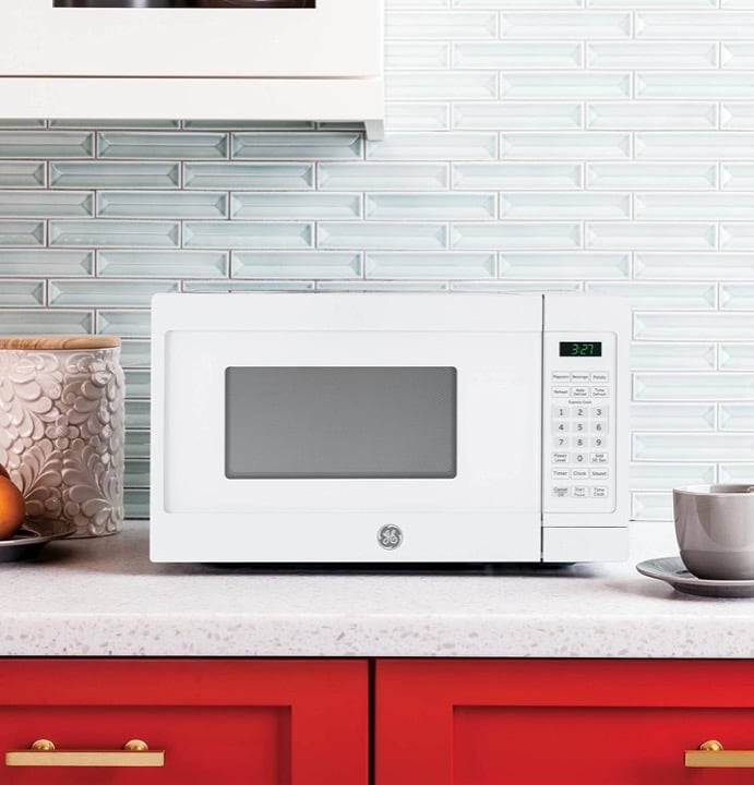 Capacity Countertop Microwave Oven
