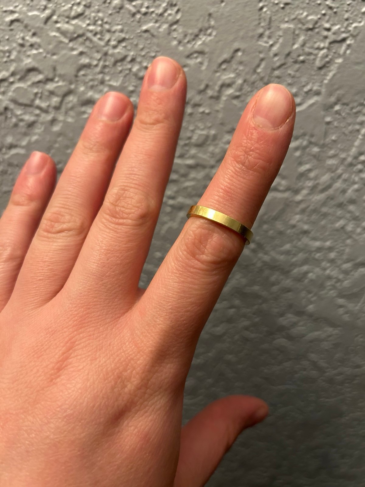 18kt Gold women’s comfort fit ring