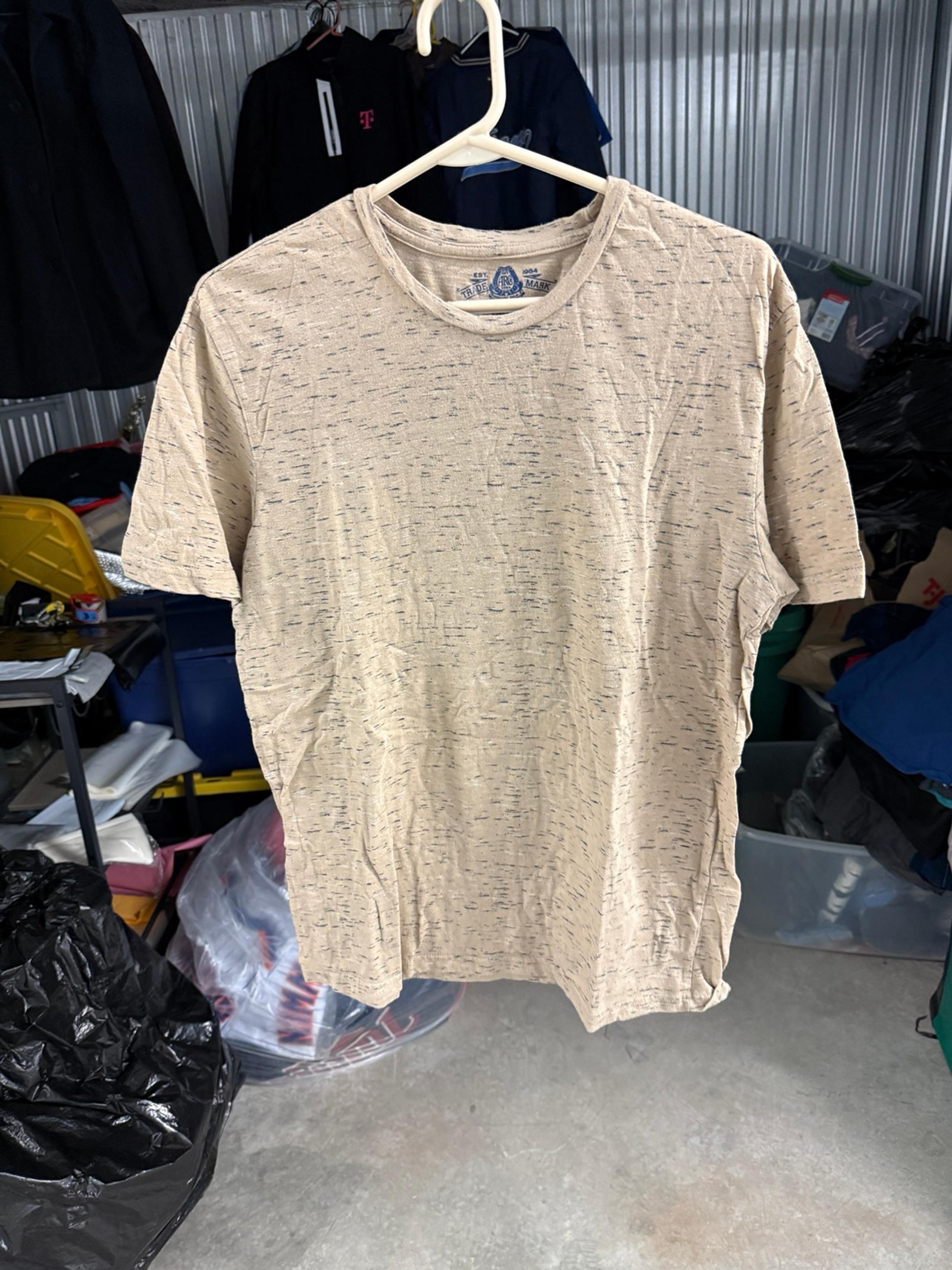 American Rag Men’s T-Shirt Large Beige Tan Speckled Crew Neck Cotton