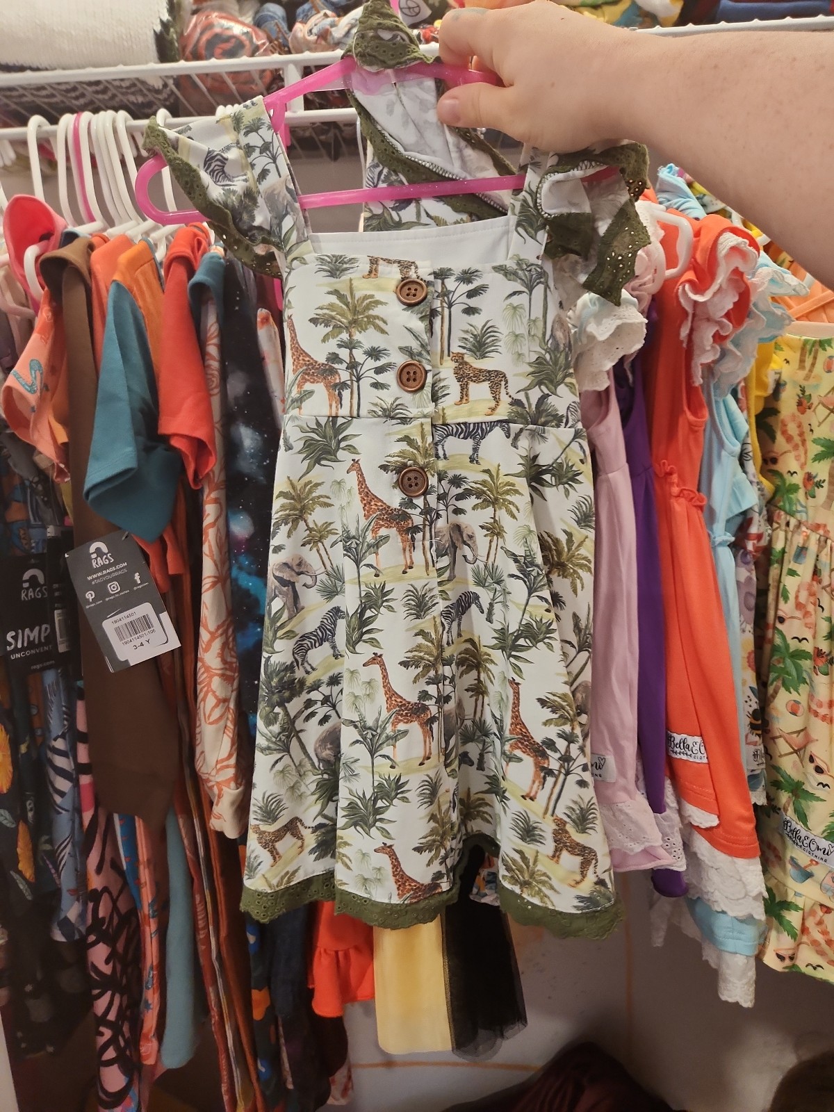 Bella and omi safari set !