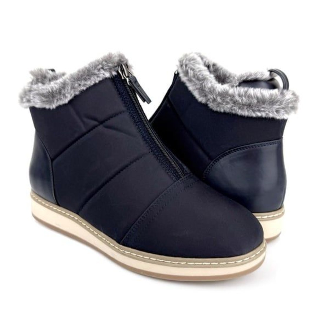 White Mountain Women's Tamarin Puffer Ankle Bootie Navy Blue Size 9.5