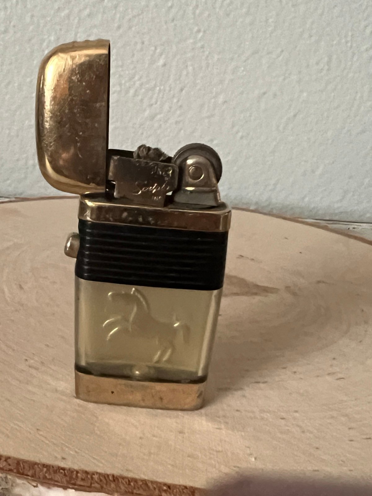 VINTAGE Scripto VU Lighter Mustang Equestrian Stallion Horse MCM Brass / Black