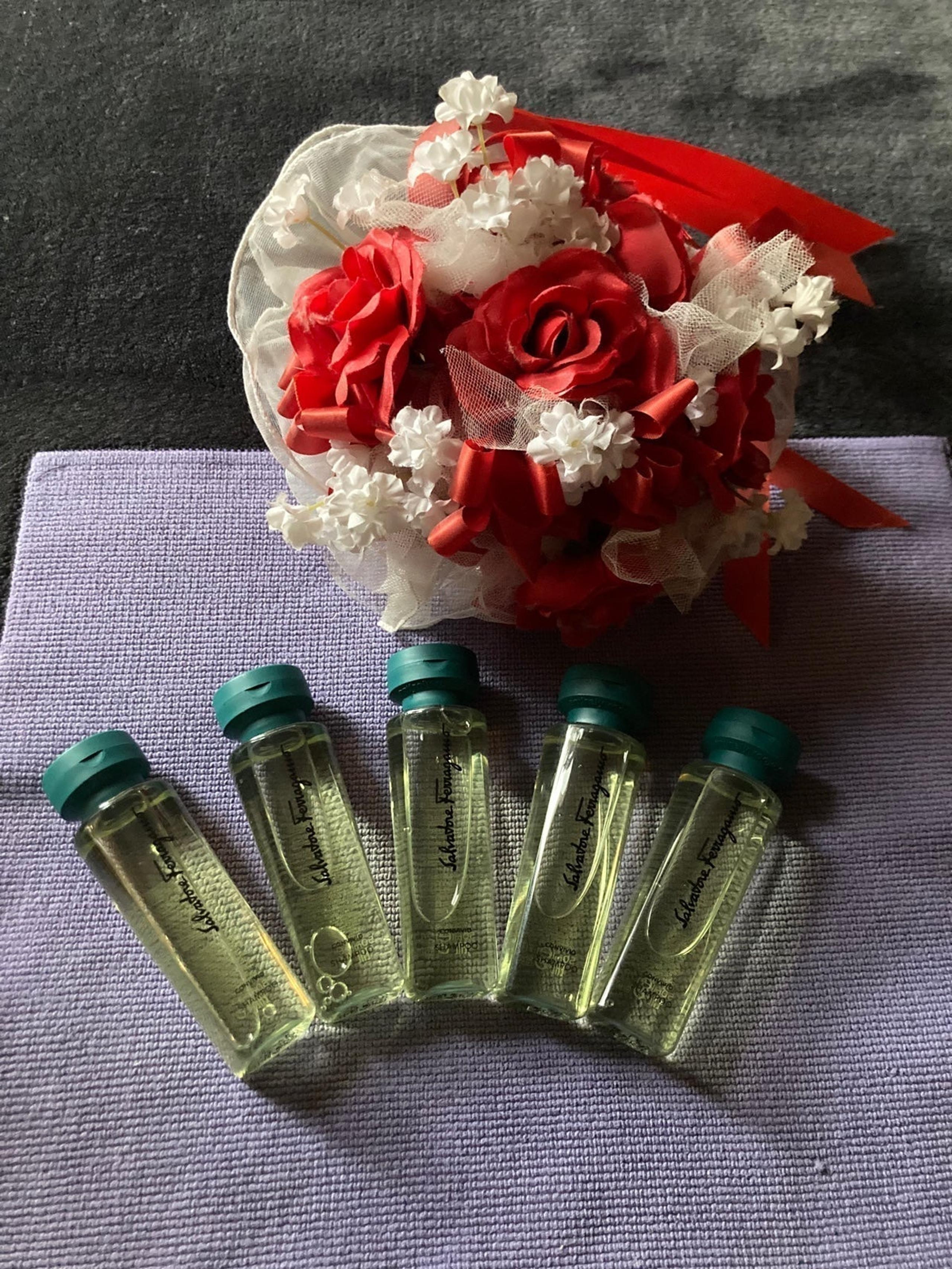 Salvatore Ferragamo 5 shampoos