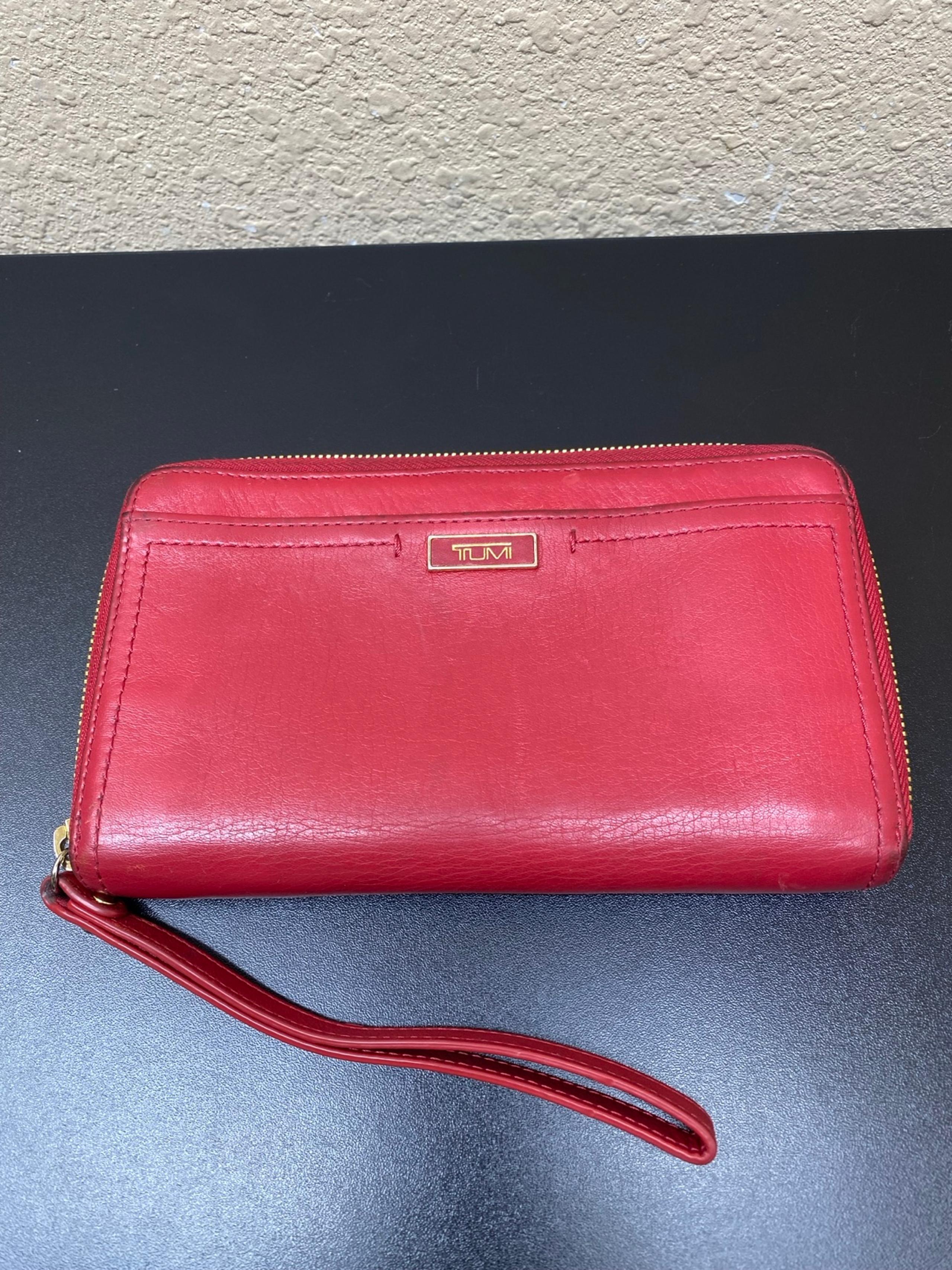 Tumi Red Women’s Travel Leather Hand Wallet